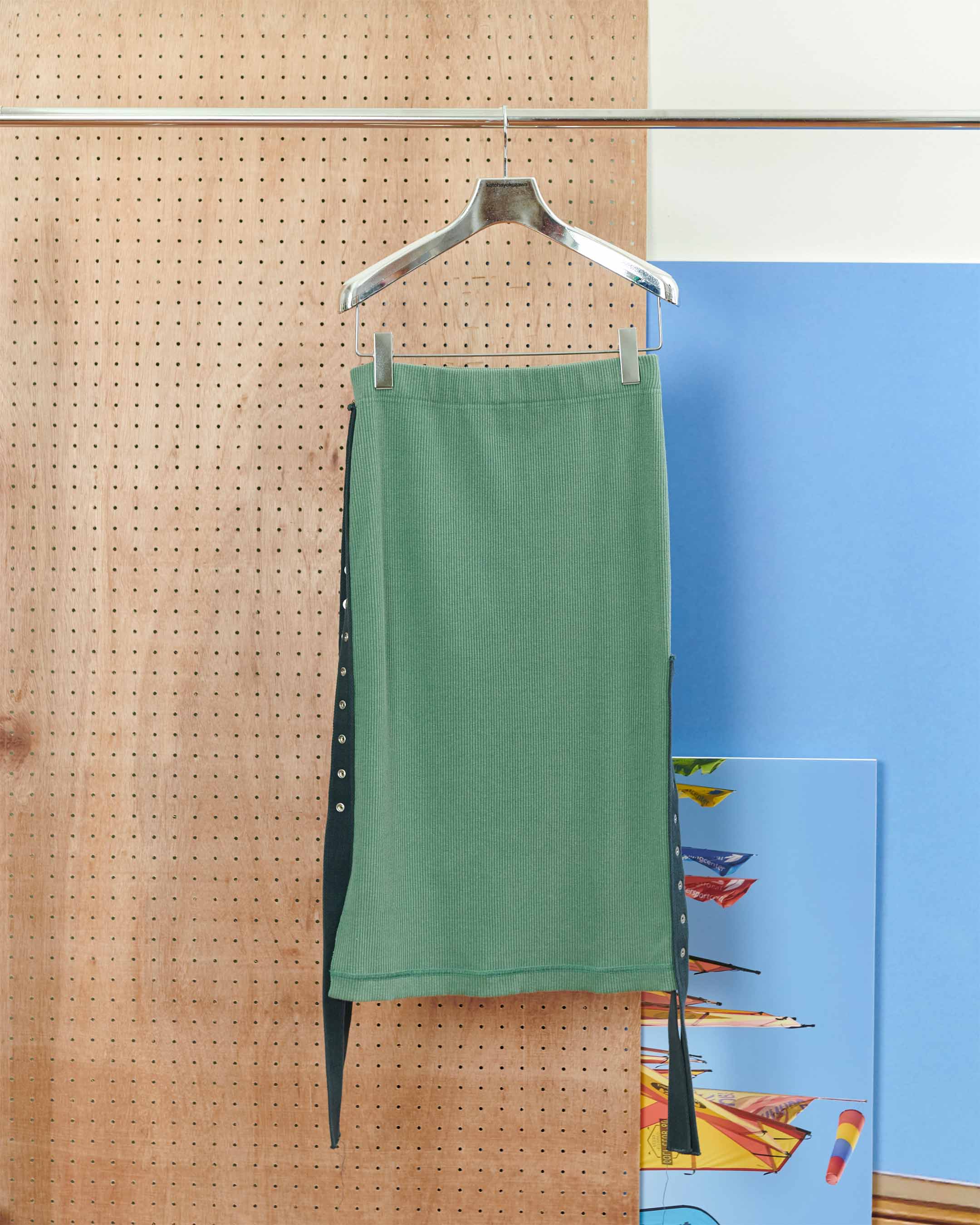KTX6S-CS03〈CLICK DOT SKIRT〉OLIVE