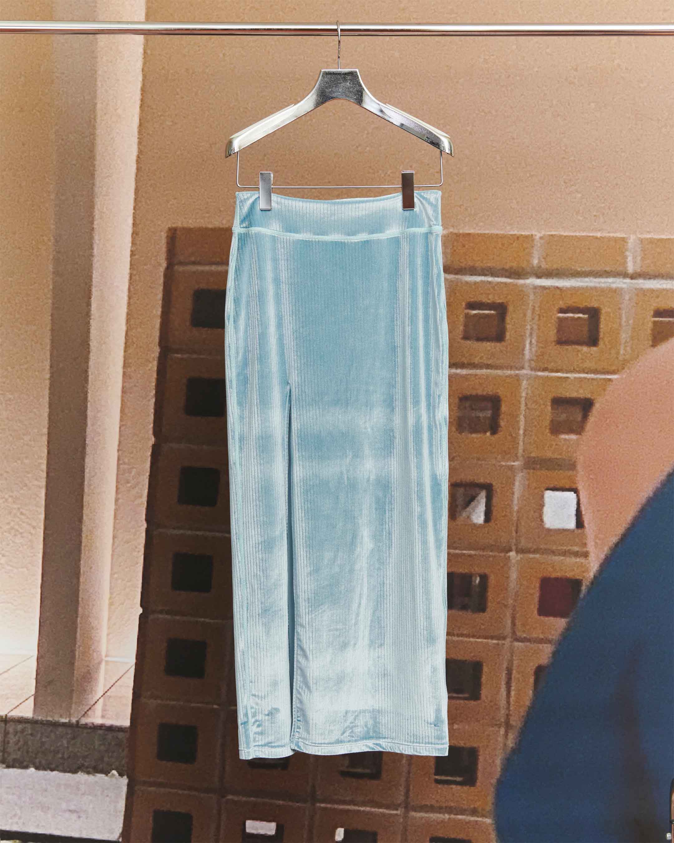KTX5A-CA03〈FLEX VELVET SIDE SLIT SKIRT〉LT.BLUE