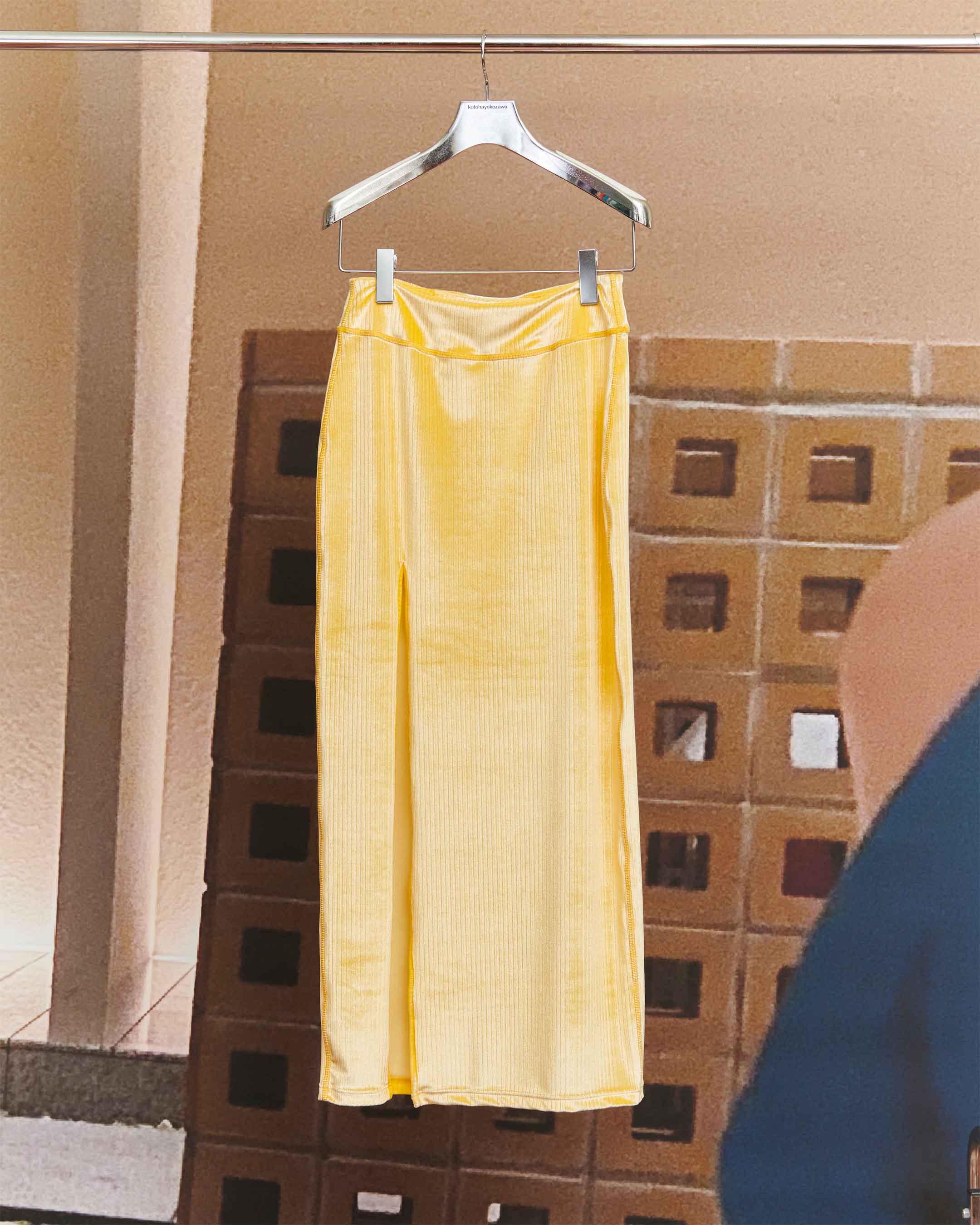 KTX5A-CA03〈FLEX VELVET SIDE SLIT SKIRT〉MADELEINE