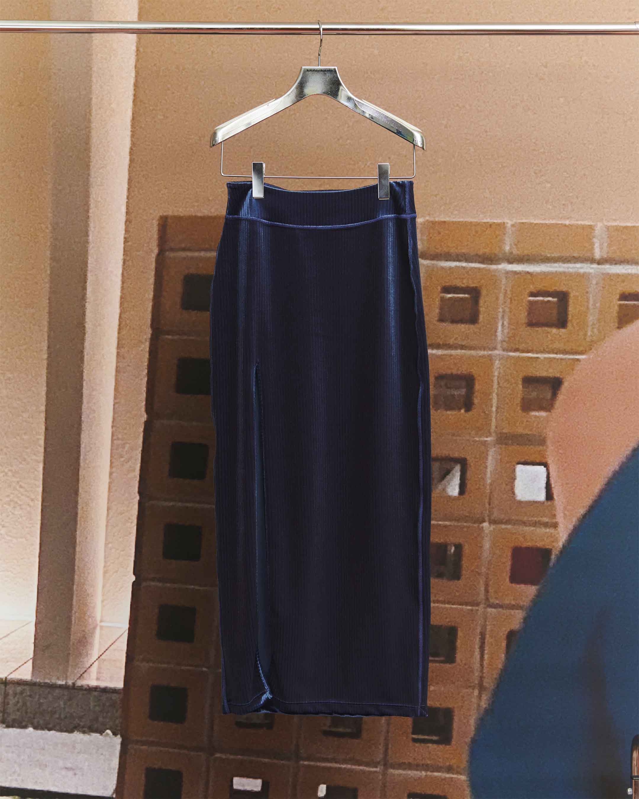KTX5A-CA03〈FLEX VELVET SIDE SLIT SKIRT〉NAVY