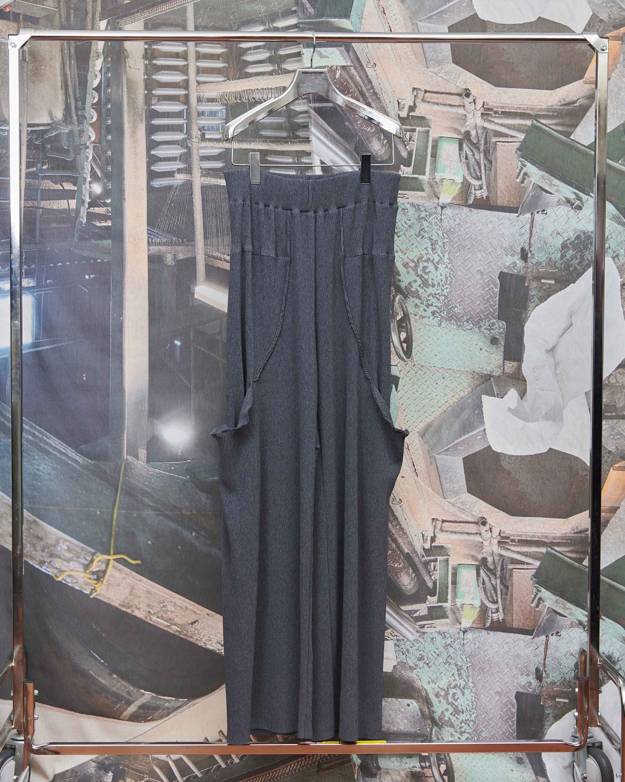 TDX6A-CRSP05〈CRISP CURVED POCKET PANTS〉DARK SESAMI
